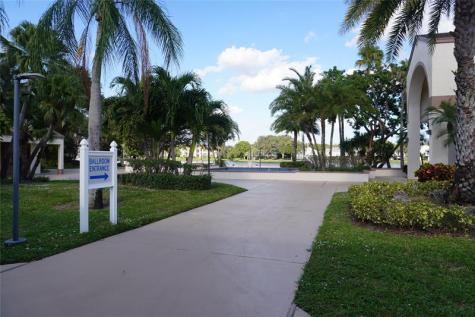 2760 Carambola Circle S Coconut Creek FL 33066