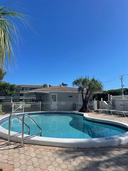 490 SE 19th Avenue Fort Lauderdale FL 33060