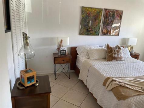 490 SE 19th Avenue Fort Lauderdale FL 33060