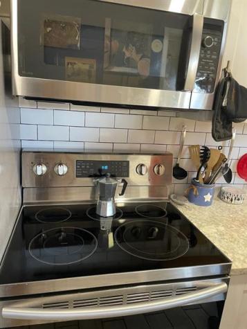 490 SE 19th Avenue Fort Lauderdale FL 33060