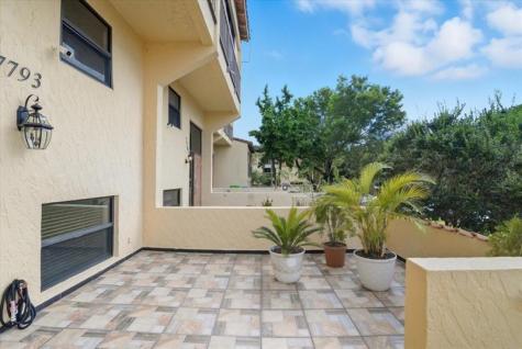 7793 Grande Street Sunrise FL 33351