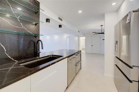 1 Las Olas Circle Fort Lauderdale FL 33316