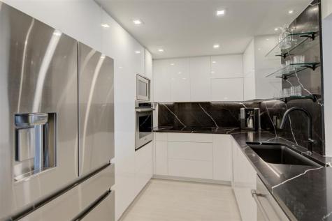 1 Las Olas Circle Fort Lauderdale FL 33316