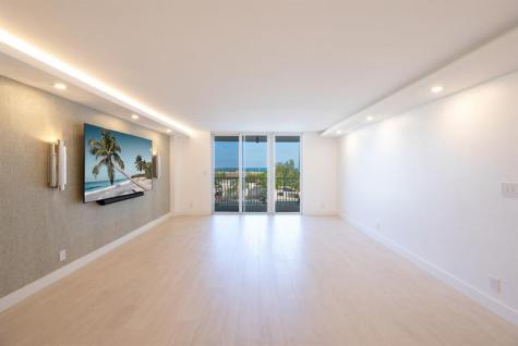 1 Las Olas Circle Fort Lauderdale FL 33316