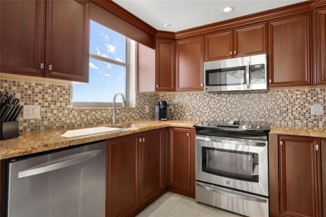 1010 S Ocean Boulevard Pompano Beach FL 33062