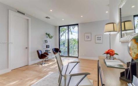 1400 NE 6 Street Fort Lauderdale FL 33304