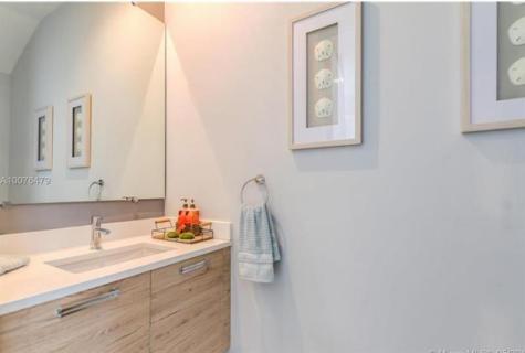 1400 NE 6 Street Fort Lauderdale FL 33304