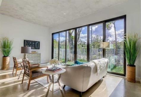 1400 NE 6 Street Fort Lauderdale FL 33304