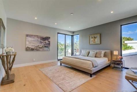 1400 NE 6 Street Fort Lauderdale FL 33304