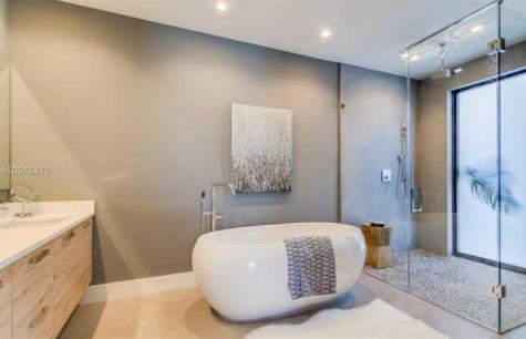 1400 NE 6 Street Fort Lauderdale FL 33304