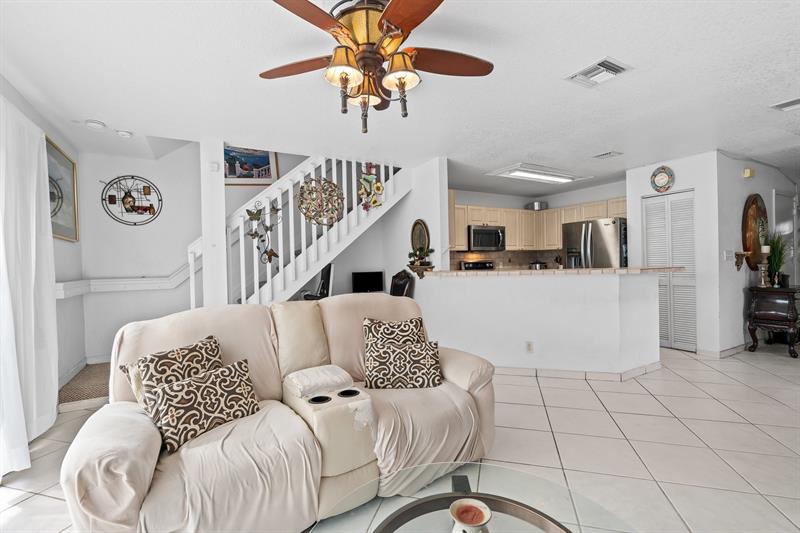 8940 NW 38th Drive Coral Springs FL 33065