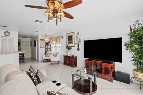 8940 NW 38th Drive Coral Springs FL 33065
