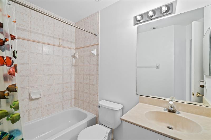 8940 NW 38th Drive Coral Springs FL 33065