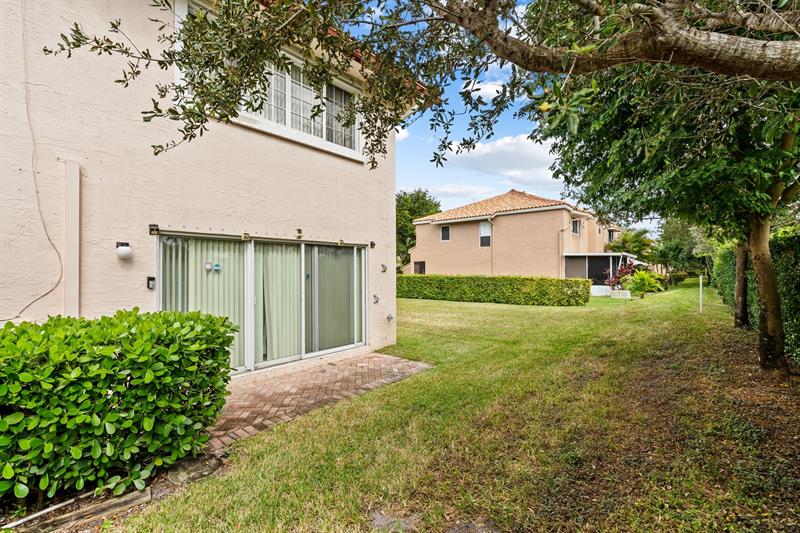 8940 NW 38th Drive Coral Springs FL 33065