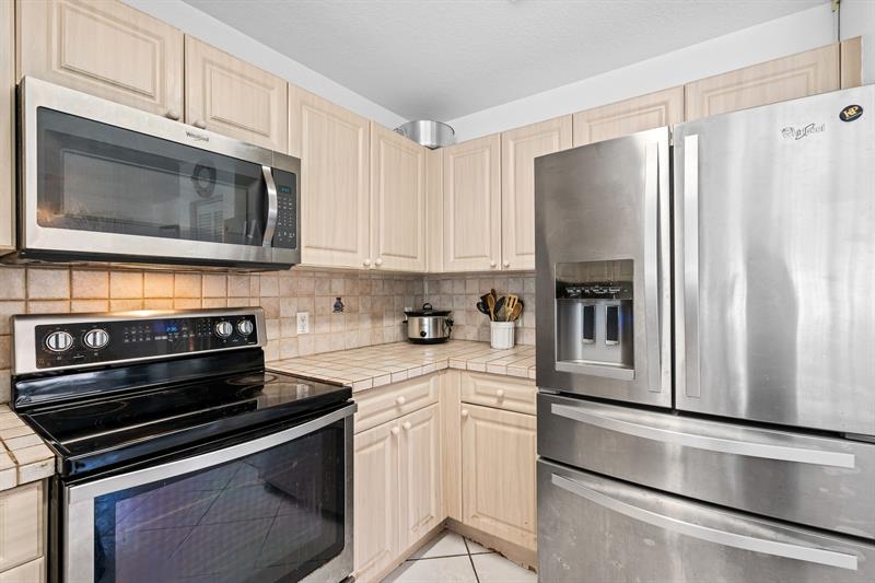 8940 NW 38th Drive Coral Springs FL 33065