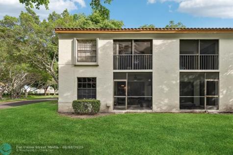 301 Olivewood Place Boca Raton FL 33431