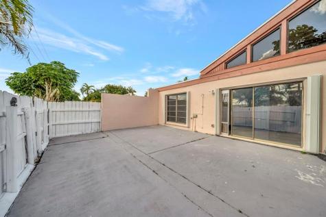 8454 NW 31st Court Sunrise FL 33351