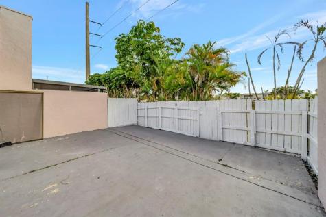 8454 NW 31st Court Sunrise FL 33351