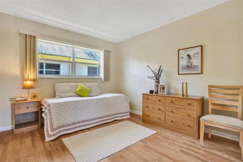 1501 N 12th Court Hollywood FL 33019