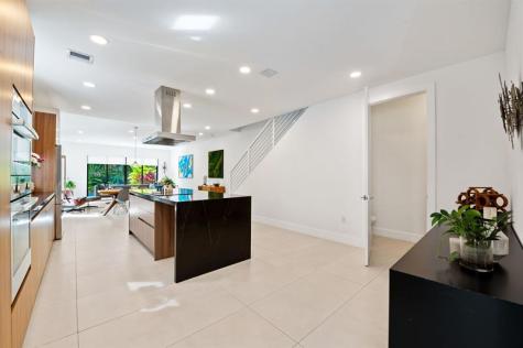 907 NE 16th Avenue Fort Lauderdale FL 33304