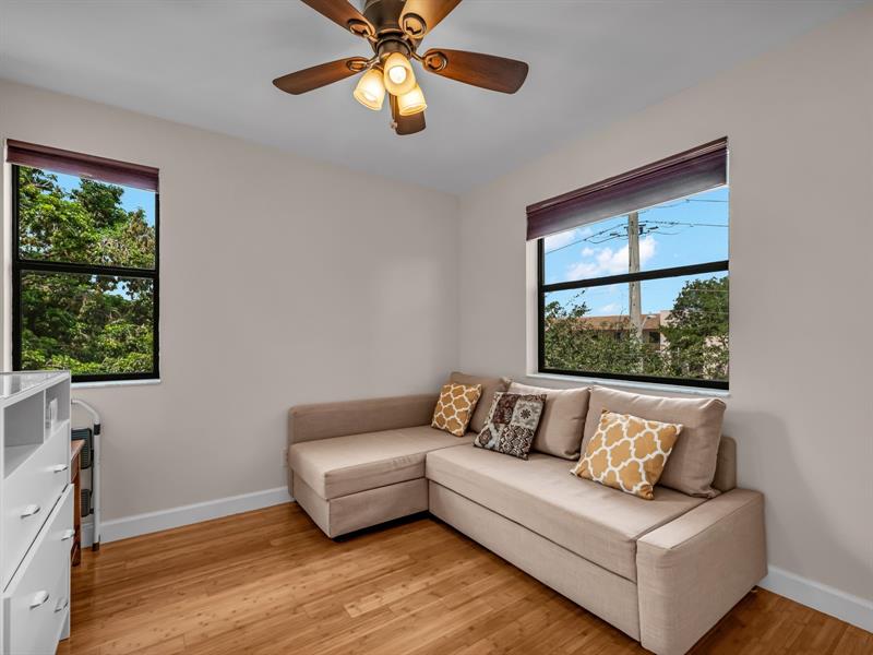 10402 Sunrise Lakes Boulevard Sunrise FL 33322