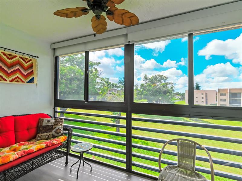 10402 Sunrise Lakes Boulevard Sunrise FL 33322