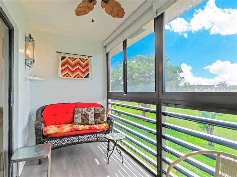 10402 Sunrise Lakes Boulevard Sunrise FL 33322