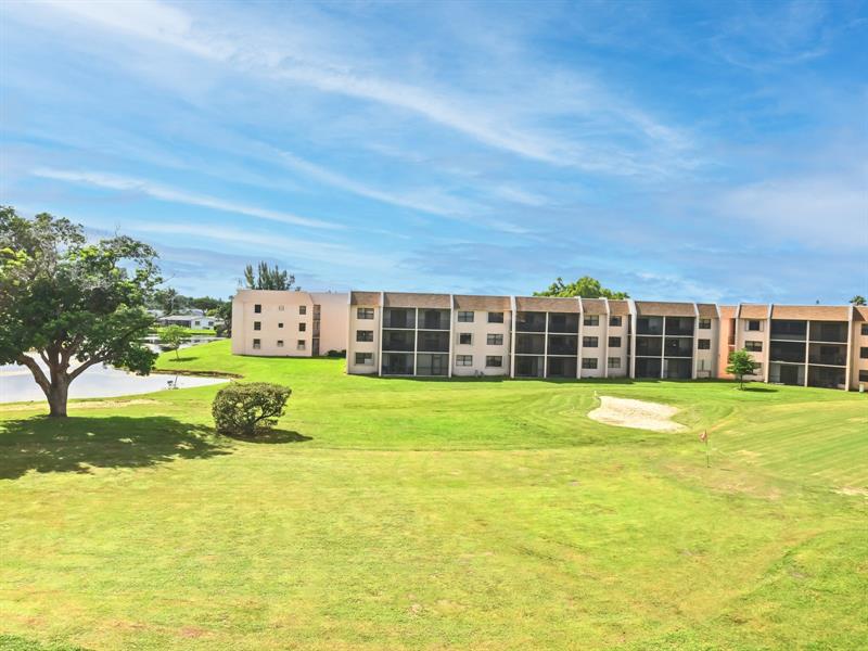 10402 Sunrise Lakes Boulevard Sunrise FL 33322