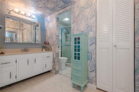 1100 Sant Charles Place Pembroke Pines FL 33026