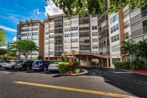 1100 Sant Charles Place Pembroke Pines FL 33026