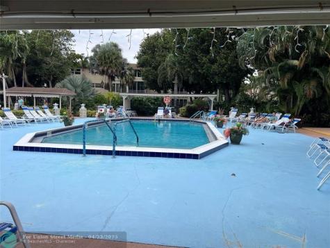 3431 NW 50th Avenue Lauderdale Lakes FL 33319