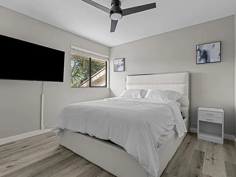 9370 SW 1st Street Plantation FL 33324