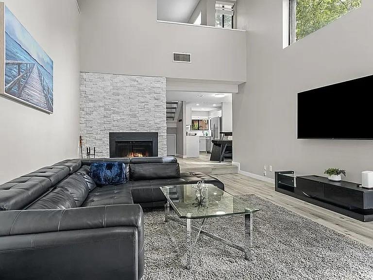 9370 SW 1st Street Plantation FL 33324