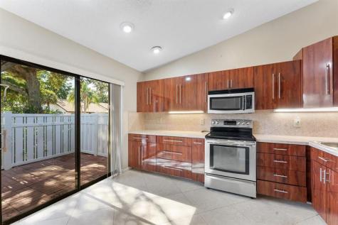 3346 Carambola Circle S Coconut Creek FL 33066