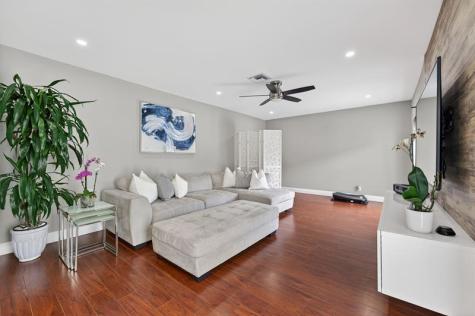 2692 NW 99th Avenue Coral Springs FL 33065