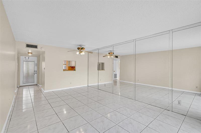 9460 Sunrise Lakes Boulevard Sunrise FL 33322