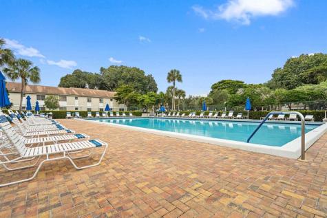 4620 W Mcnab Road Pompano Beach FL 33069