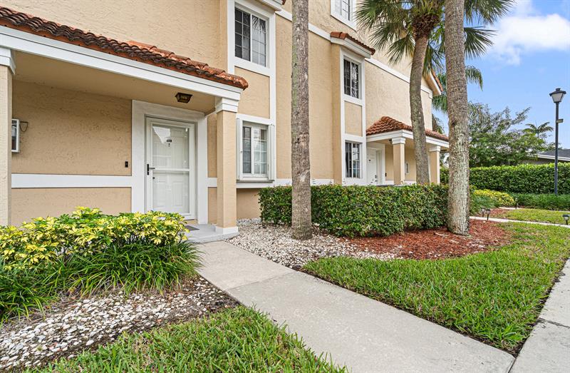 4620 W Mcnab Road Pompano Beach FL 33069