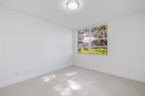 9471 Evergreen Place Davie FL 33324