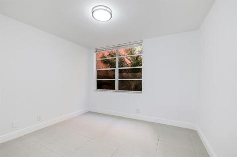 9471 Evergreen Place Davie FL 33324