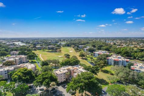 9471 Evergreen Place Davie FL 33324