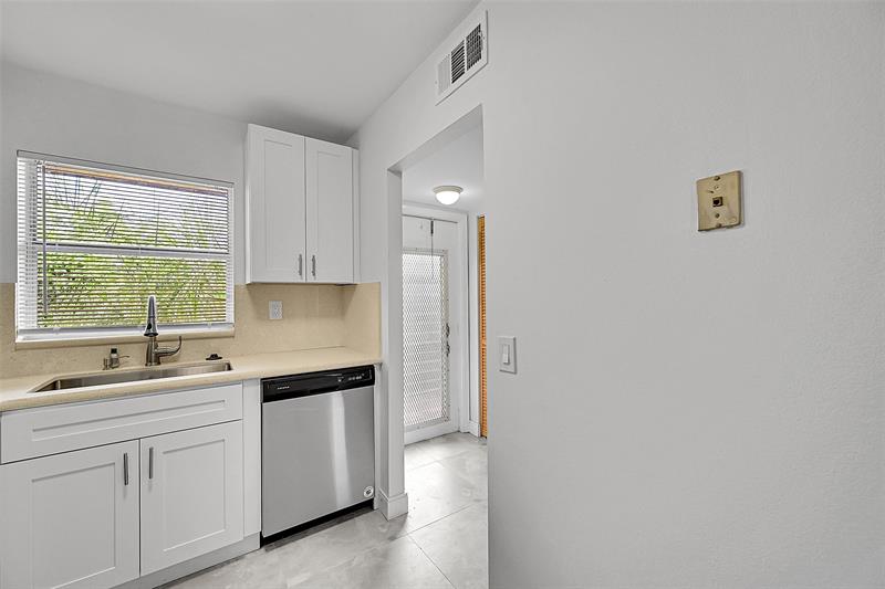 9761 Sunrise Lakes Boulevard Sunrise FL 33322