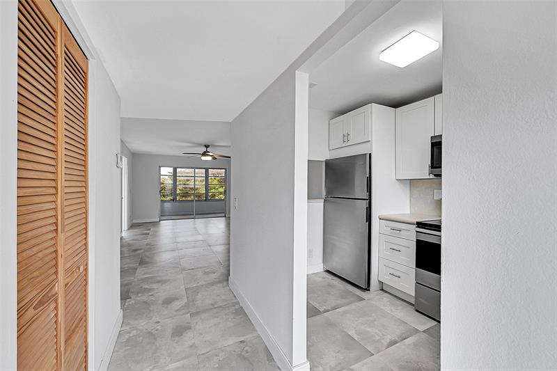 9761 Sunrise Lakes Boulevard Sunrise FL 33322