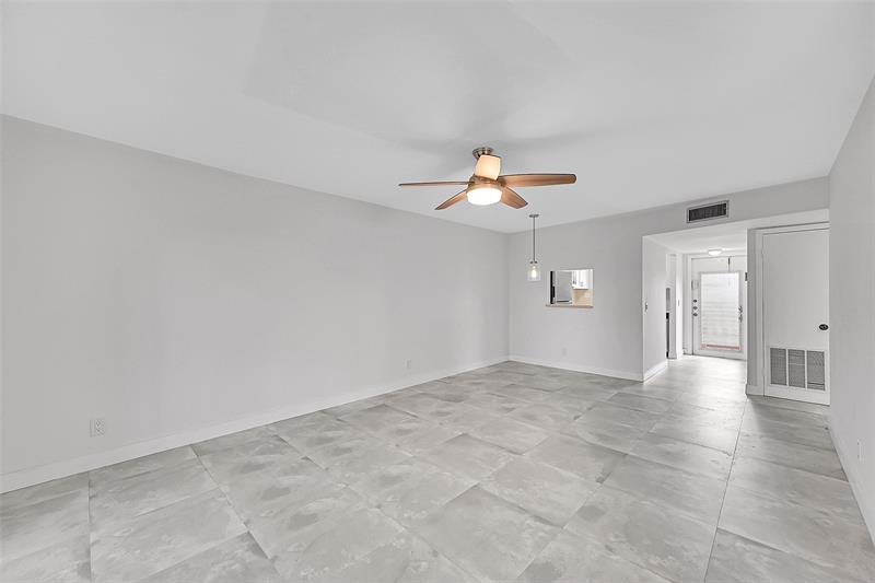 9761 Sunrise Lakes Boulevard Sunrise FL 33322