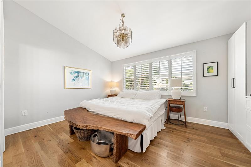 998 E Jeffery Street Boca Raton FL 33487