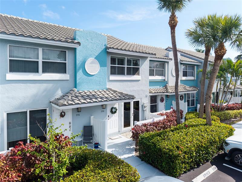 998 E Jeffery Street Boca Raton FL 33487