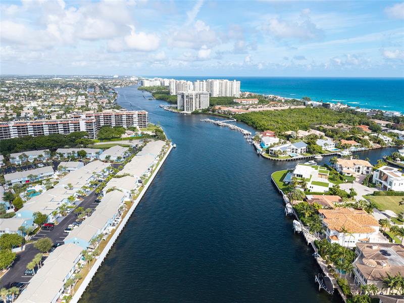 998 E Jeffery Street Boca Raton FL 33487