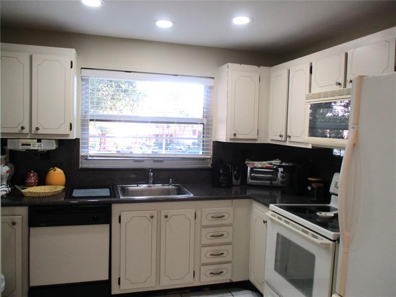 9541 Sunrise Lakes Boulevard Sunrise FL 33322