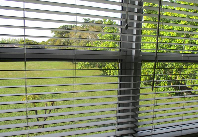 9541 Sunrise Lakes Boulevard Sunrise FL 33322