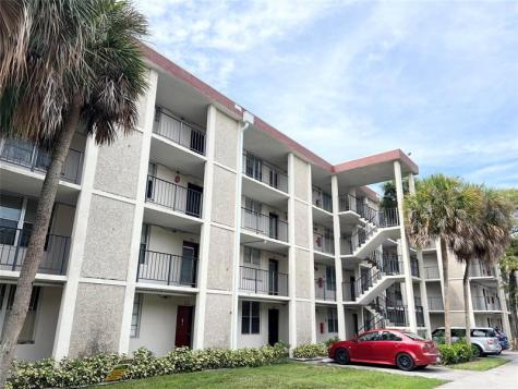 2650 NW 49th Avenue Lauderdale Lakes FL 33313